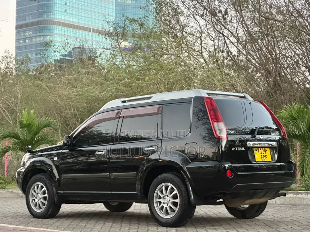 Nissan X-Trail 2006 Black