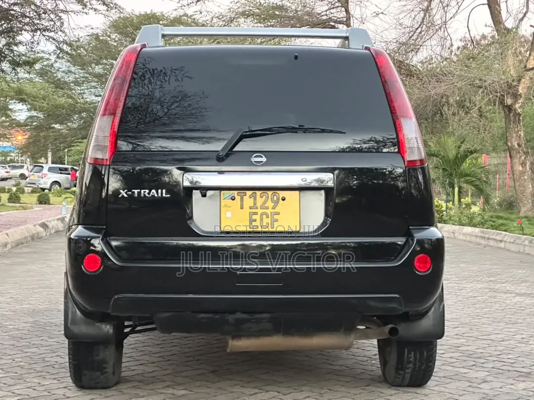 Nissan X-Trail 2006 Black