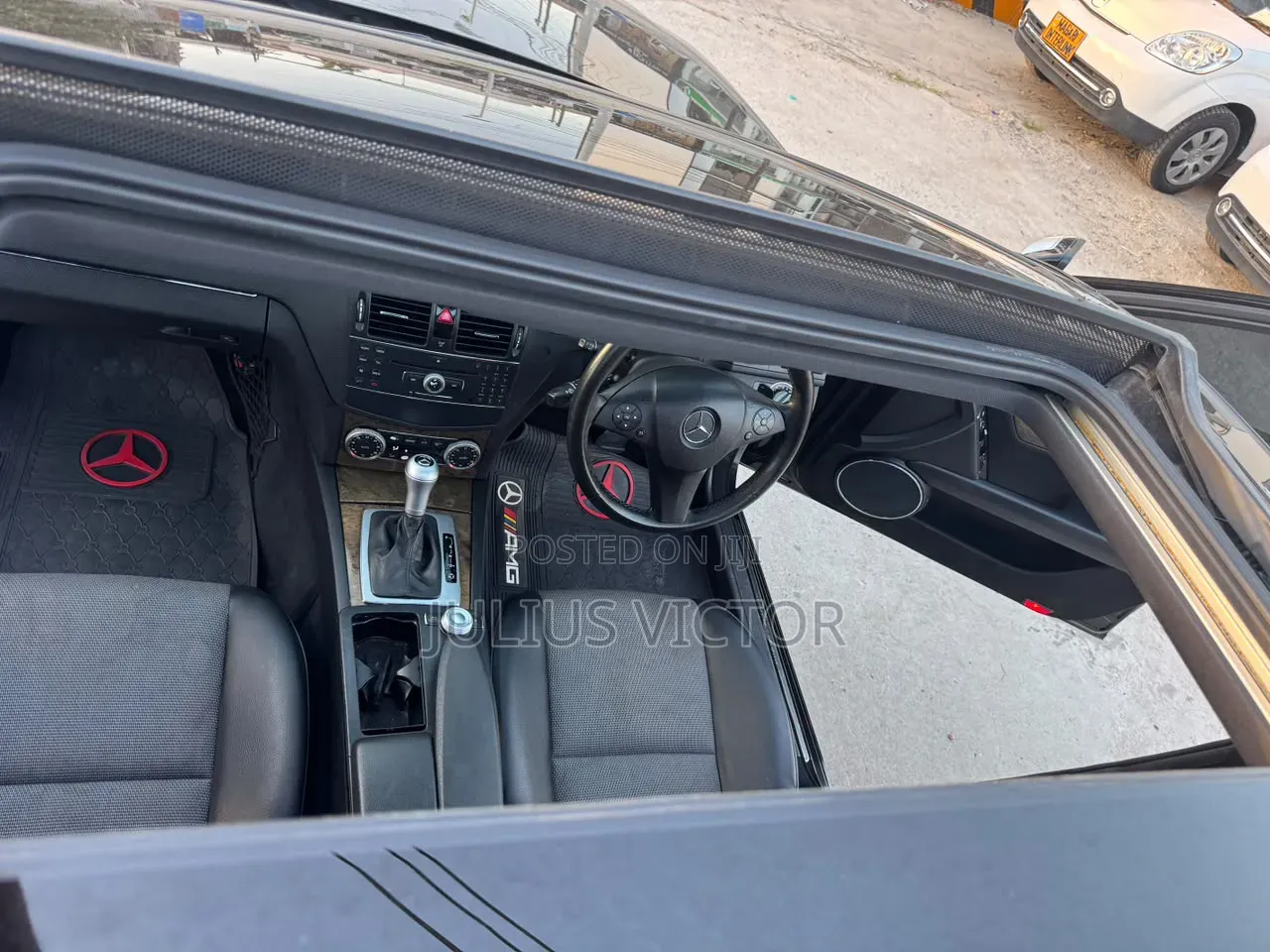 Mercedes-Benz C200 2008 Black