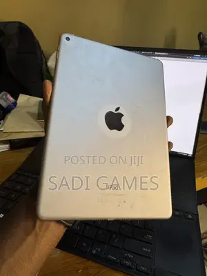 Apple iPad Air 2 16 GB Black
