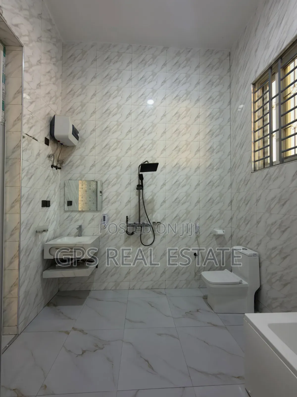 8bdrm House in Goba Center, Kinondoni for sale
