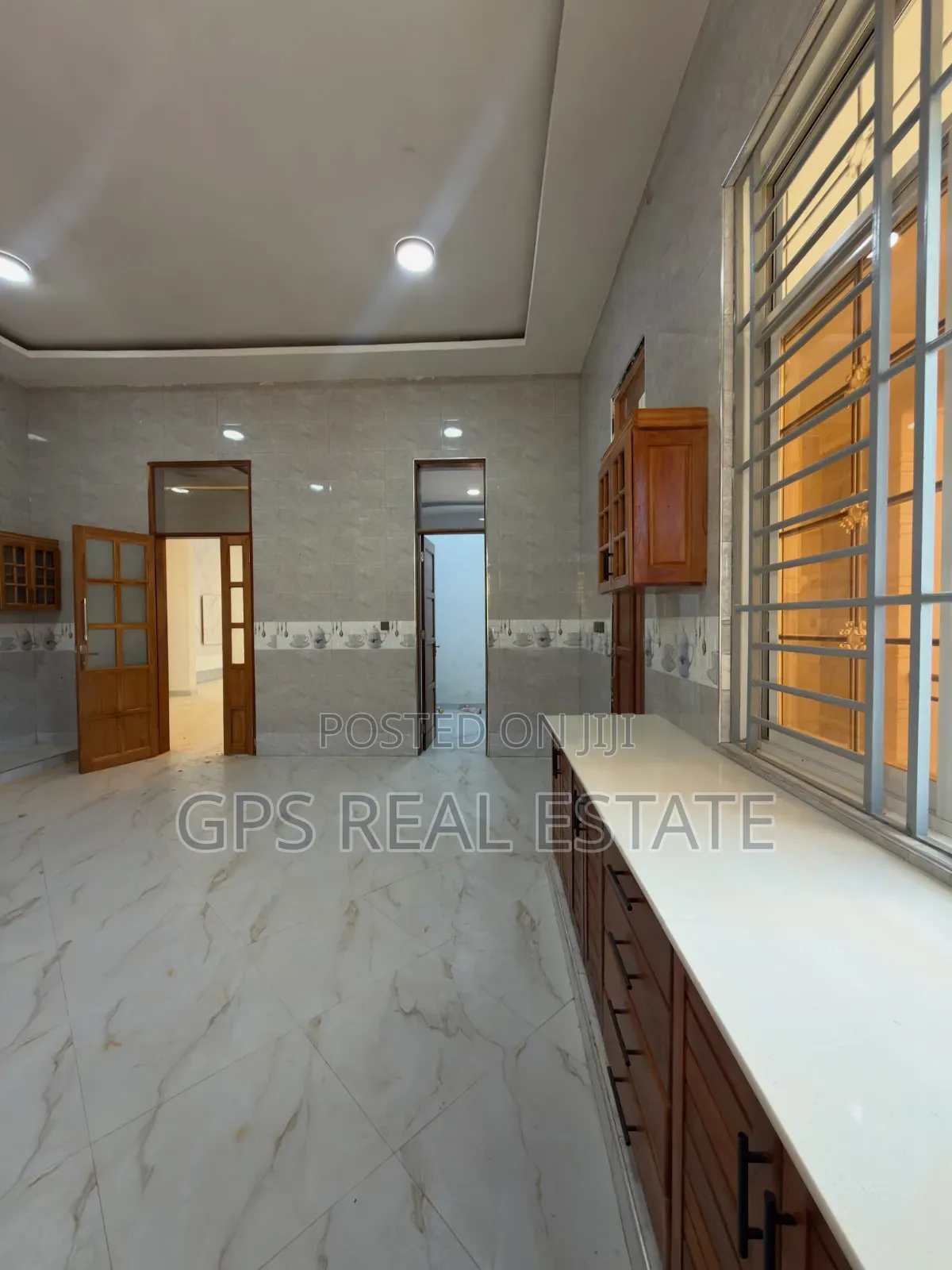 8bdrm House in Goba Center, Kinondoni for sale