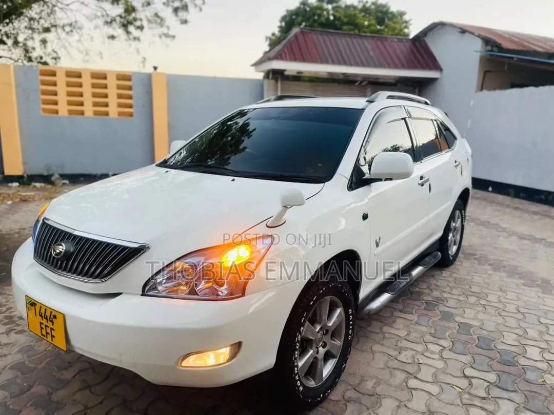Toyota Harrier 2006 White