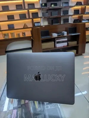 Laptop Apple MacBook 2019 16GB Intel Core i5 SSD 512GB