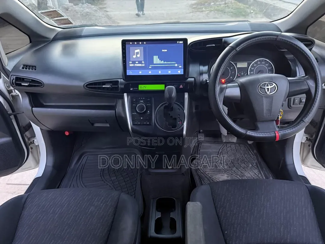 Toyota Wish 2011 White
