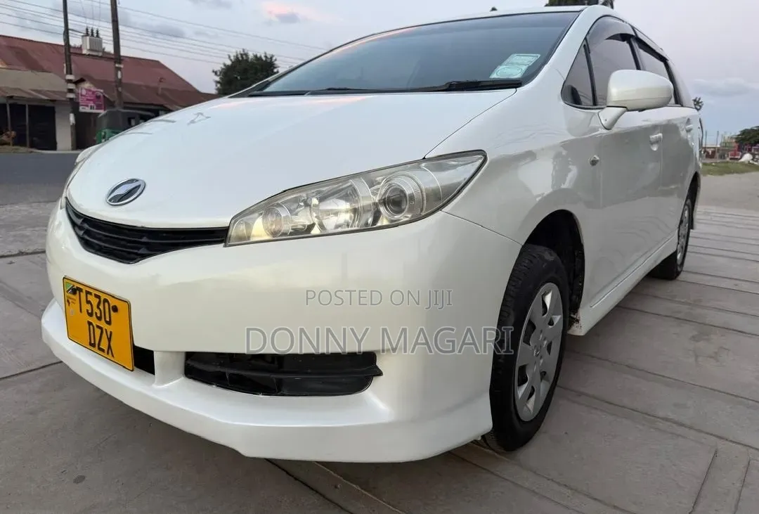 Toyota Wish 2011 White