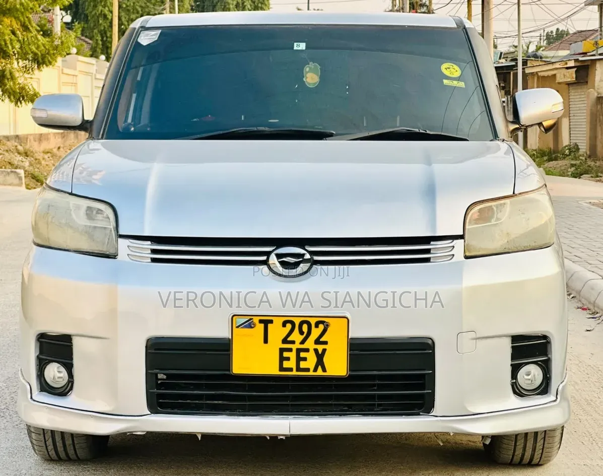 Toyota Corolla Rumion 2008 White