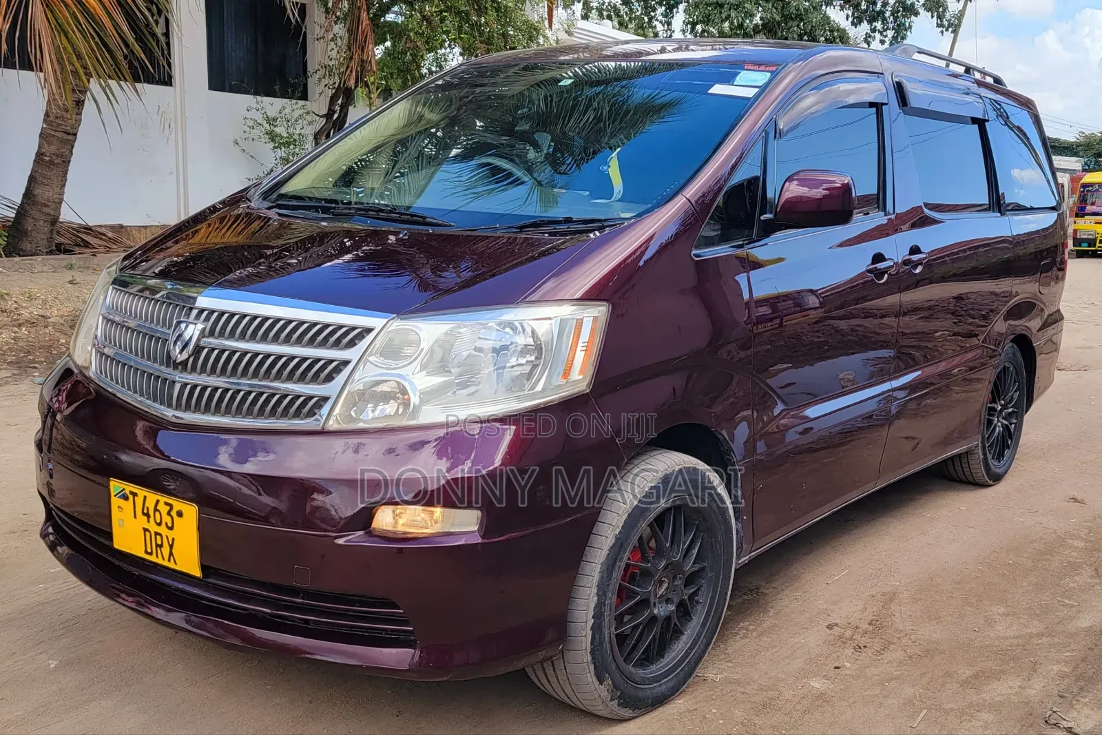 Toyota Alphard 2005 Maroon