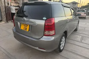 Toyota Wish 2007 Gray