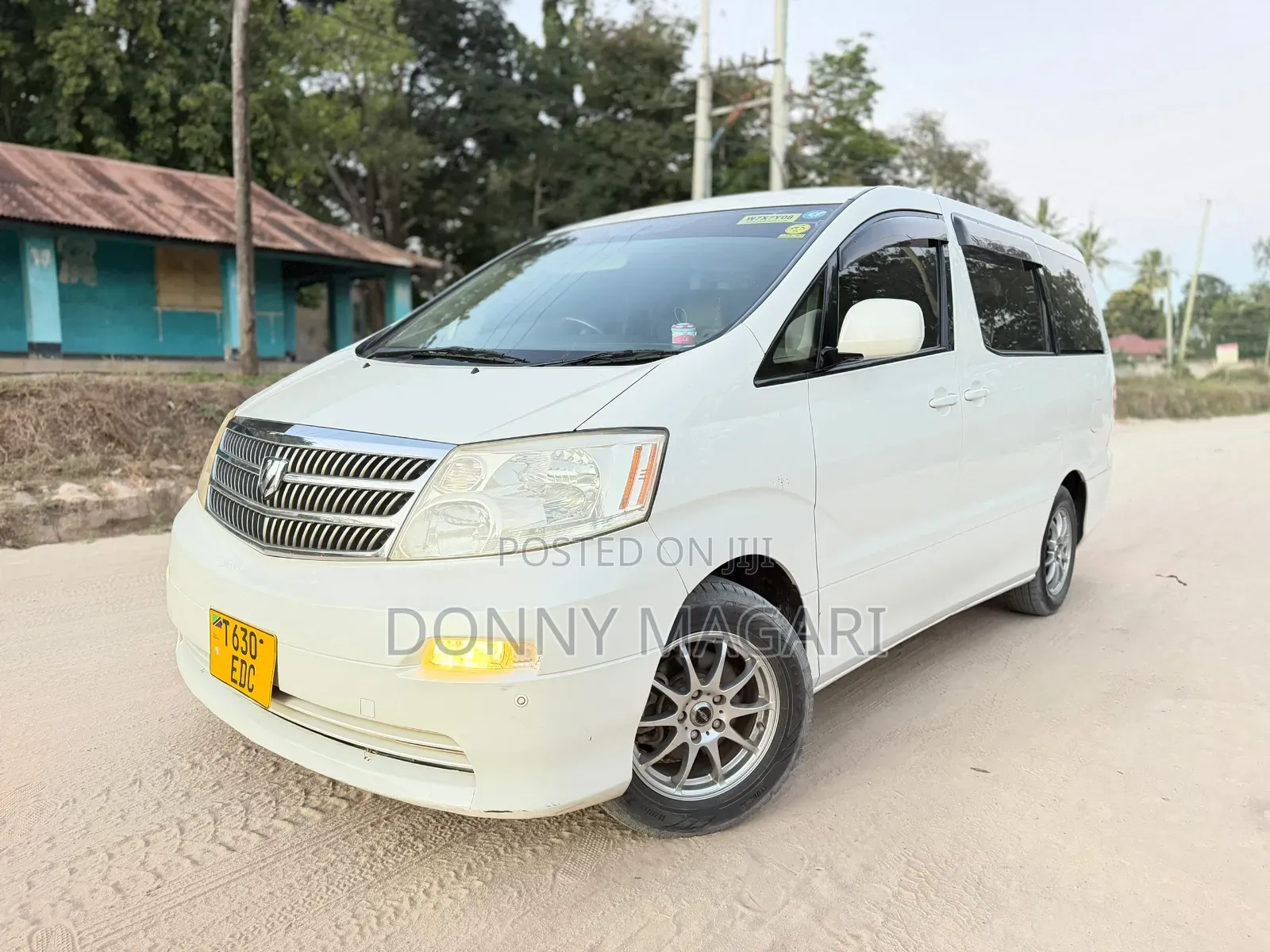 Toyota Alphard 2005 White