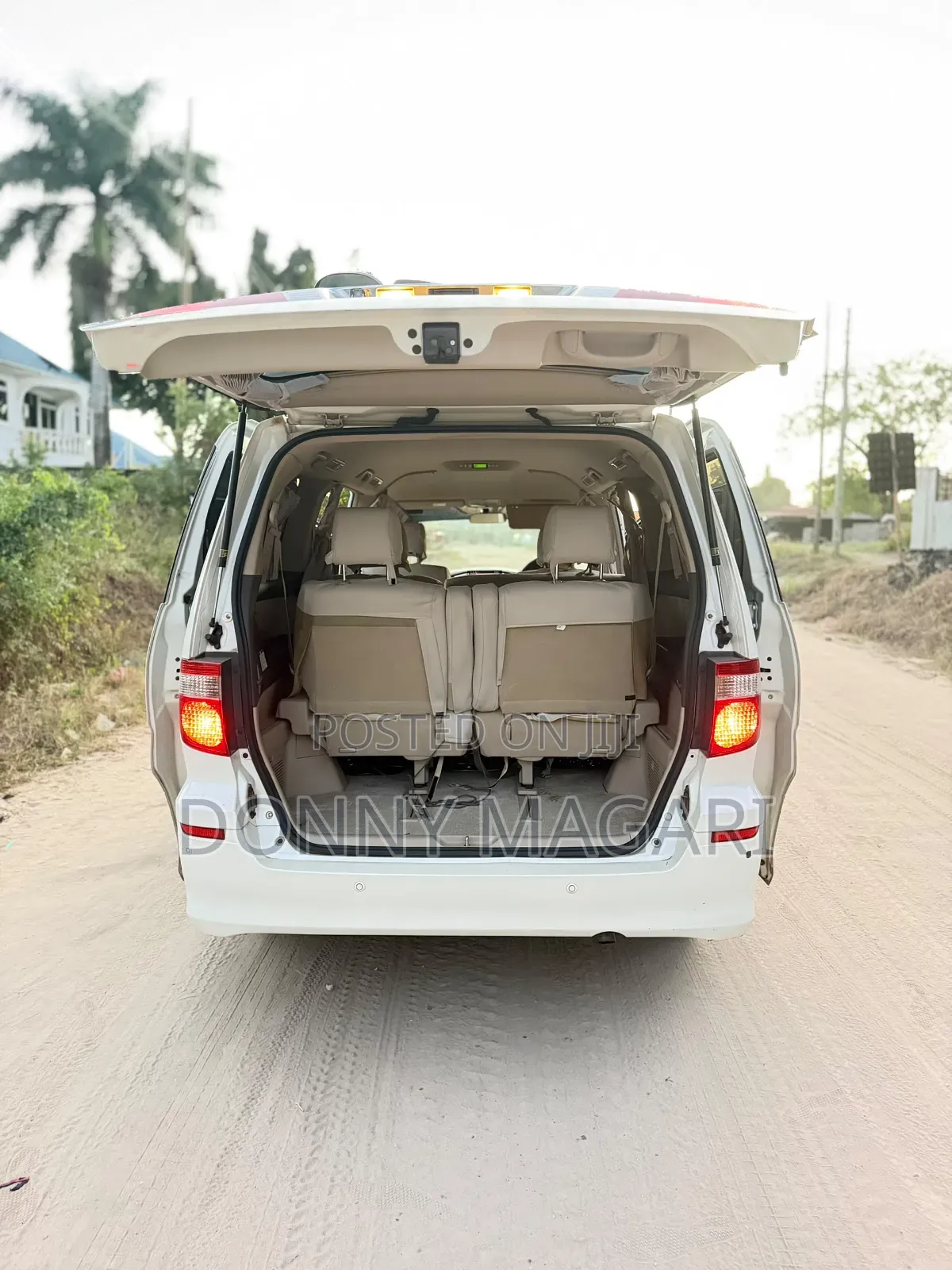 Toyota Alphard 2005 White