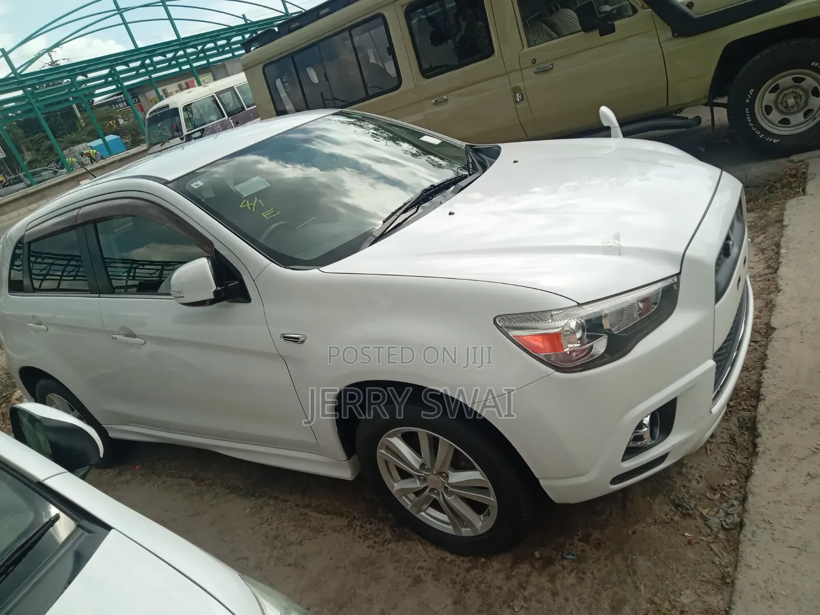 Mitsubishi RVR 2.0 2011 White