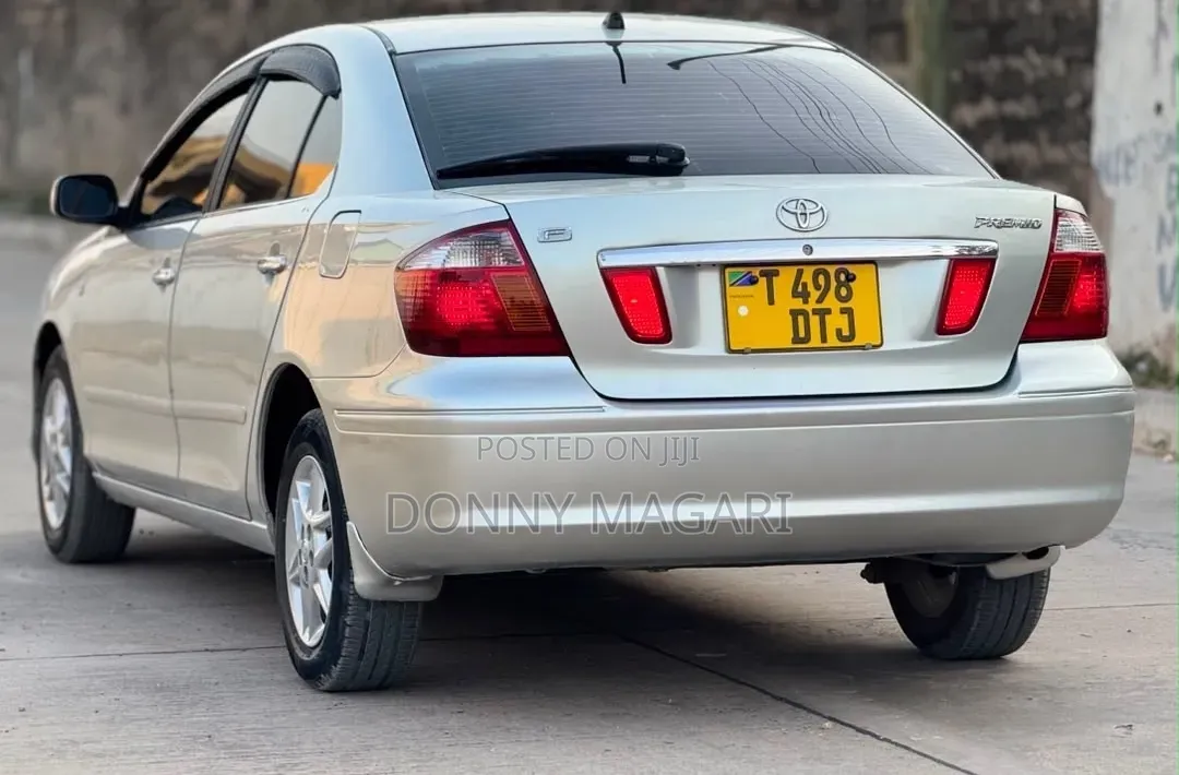 Toyota Premio 2004 Silver