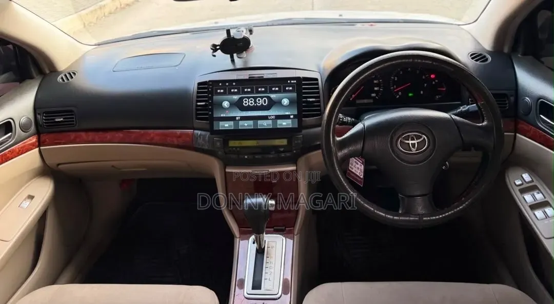 Toyota Premio 2004 Silver