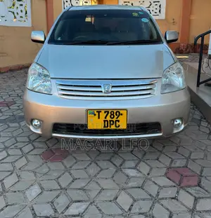 Toyota Raum 1.5 FWD 2005 Beige