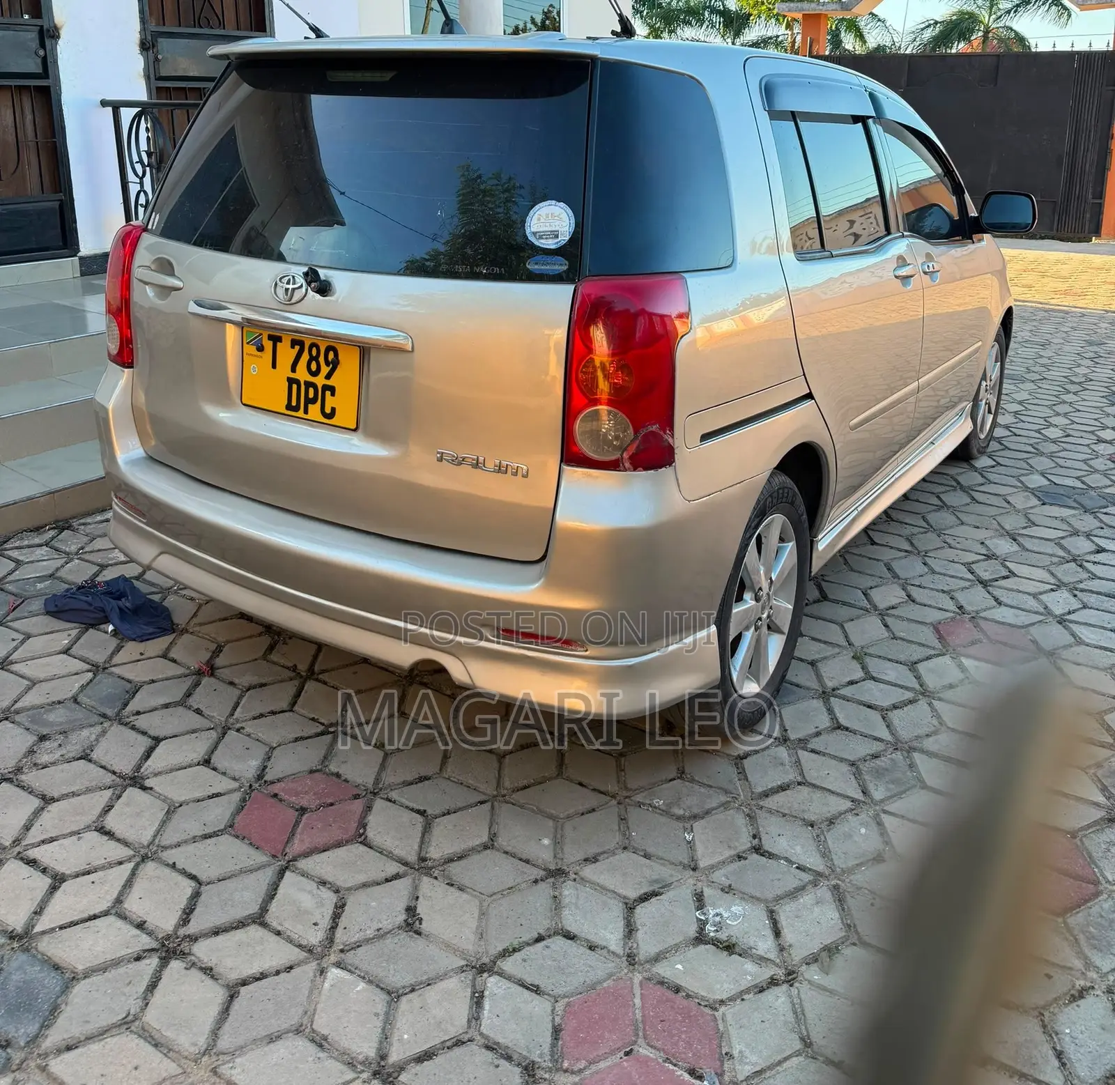 Toyota Raum 1.5 FWD 2005 Beige