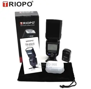 TRIOPO TR – 950 II Camera Flash Speedlight With Trigger